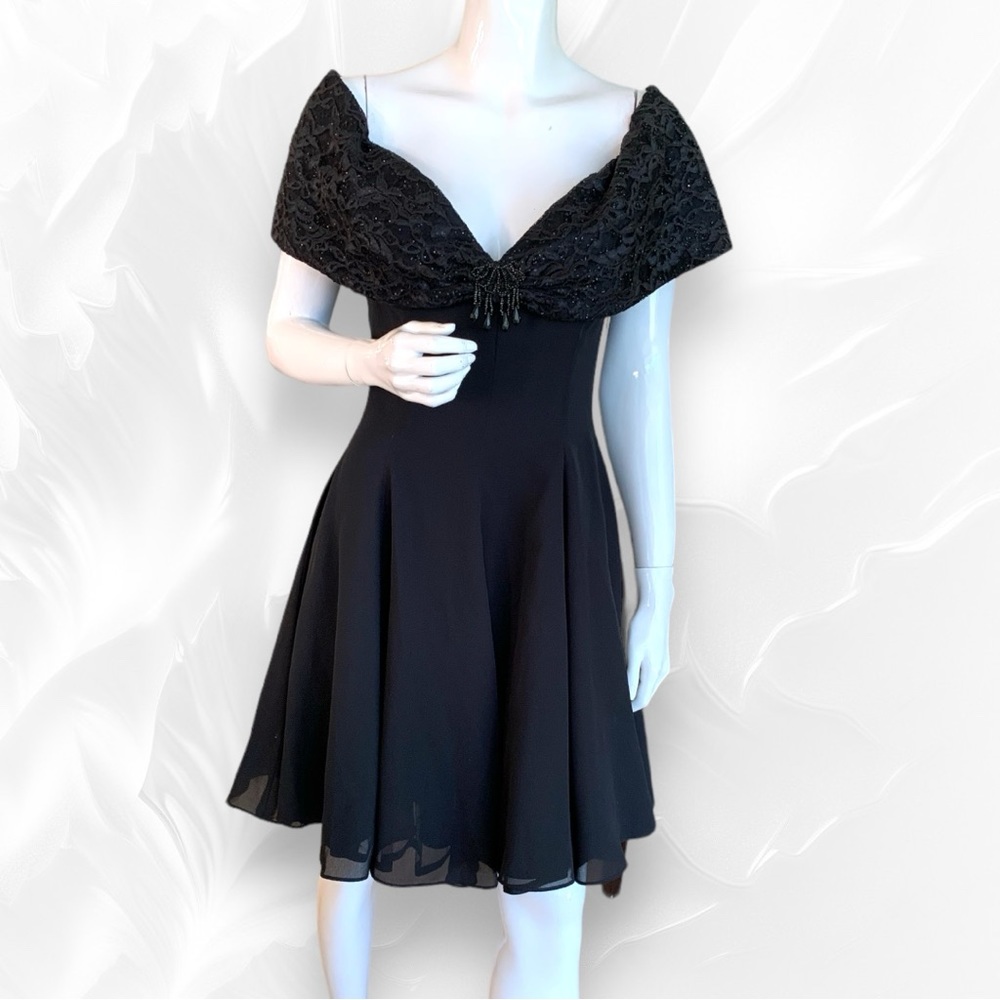 KAREN OKADA FOR DAVID HOWARD CLIMAX BLACK BEADED PARTY DRESS. JUNIOR SIZE 11-12